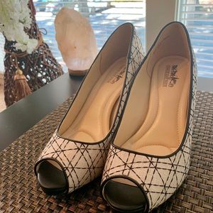 Coach and Four Heels